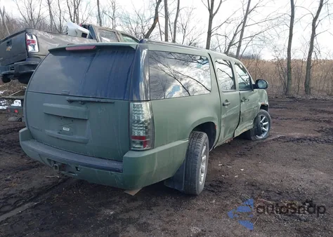 2008 GMC Yukon Xl 1500 Denali z USA, uszkodzony, nr VIN 1GKFK66838J249486